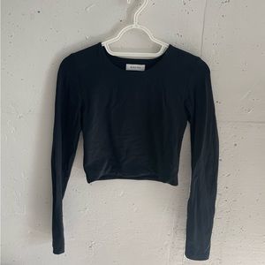 Babaton Contour Crew Neck Longsleeve